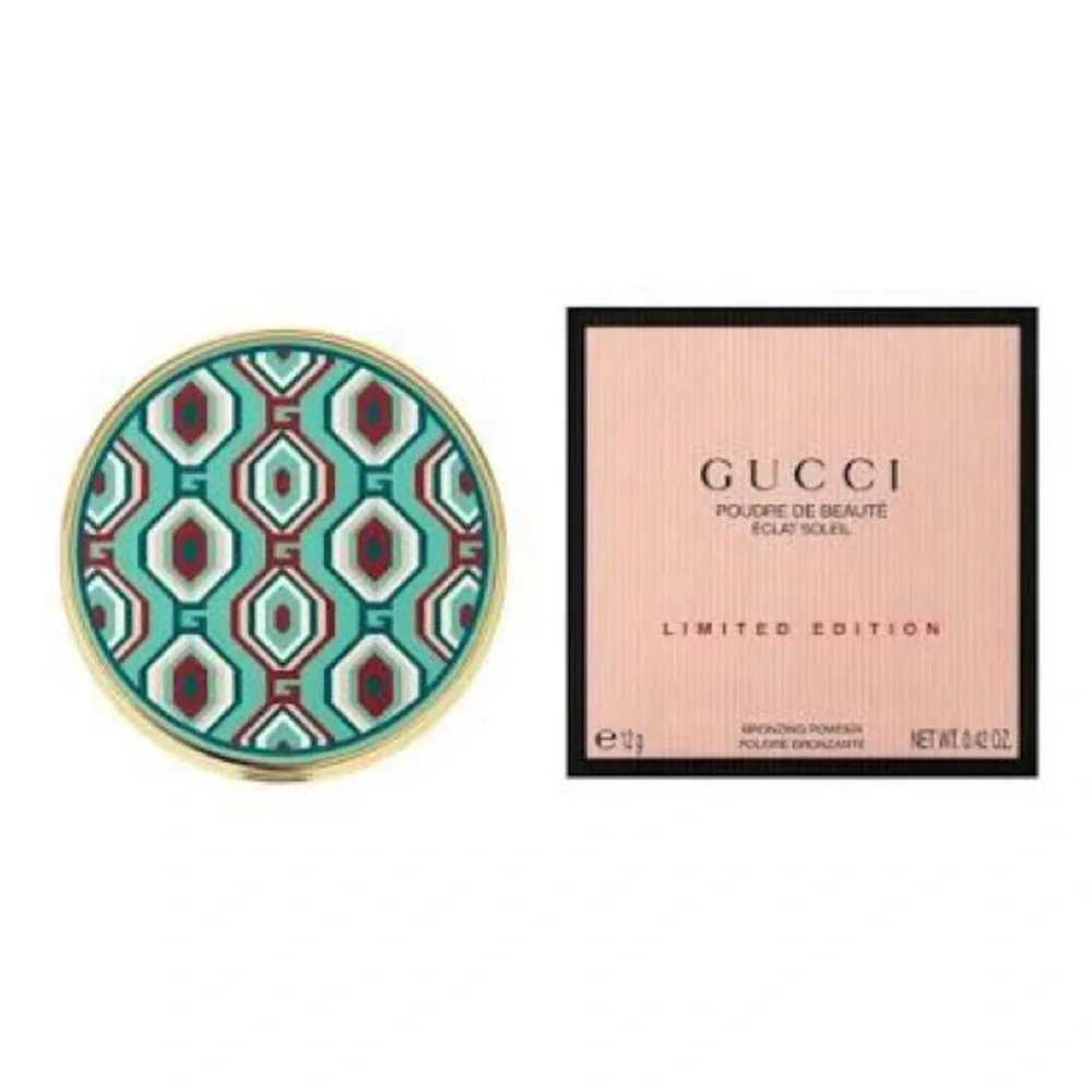Gucci Limited Edition Powder - 01 - Picture 3 of 5